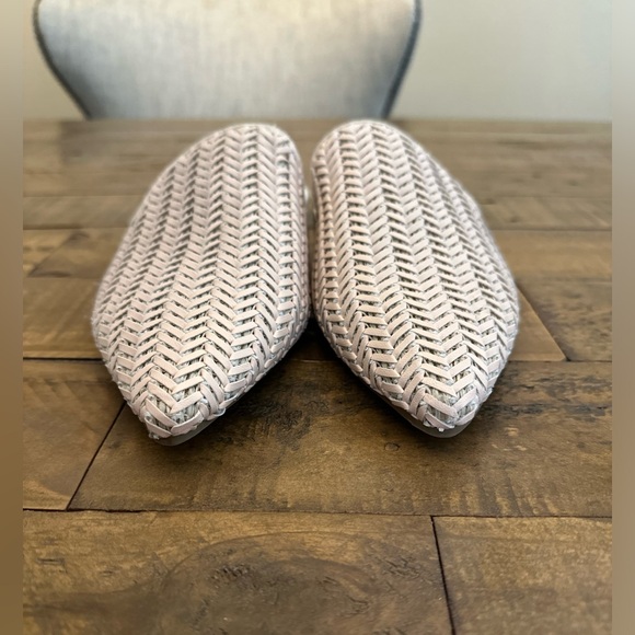 MIA Rattan mules - Size 8.5 - Picture 2 of 5